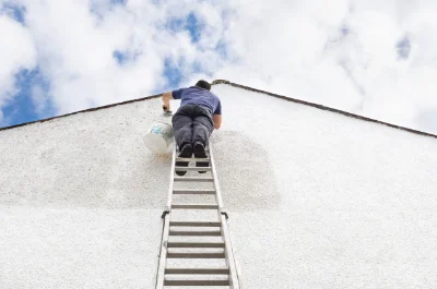 Peinture extérieure à Courléon — façades et ravalement